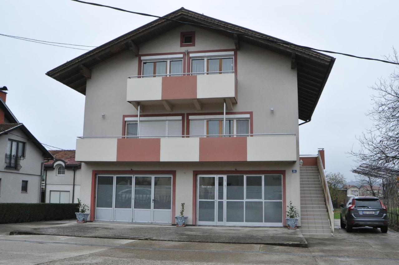 Apartmani M&D Laktaši Εξωτερικό φωτογραφία